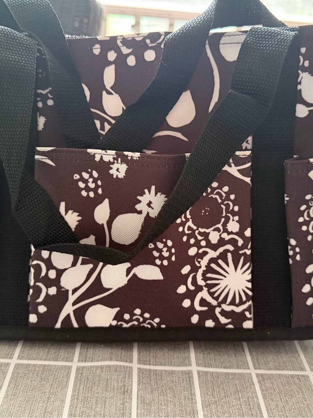 Thirty One Gifts Keep It Caddy Organizing Tote Bag Black Floral Brushstrokes - Picture 2 of 10